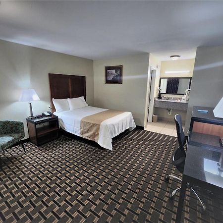 Travelodge By Wyndham Jackson I-40 Exit 82 Ngoại thất bức ảnh